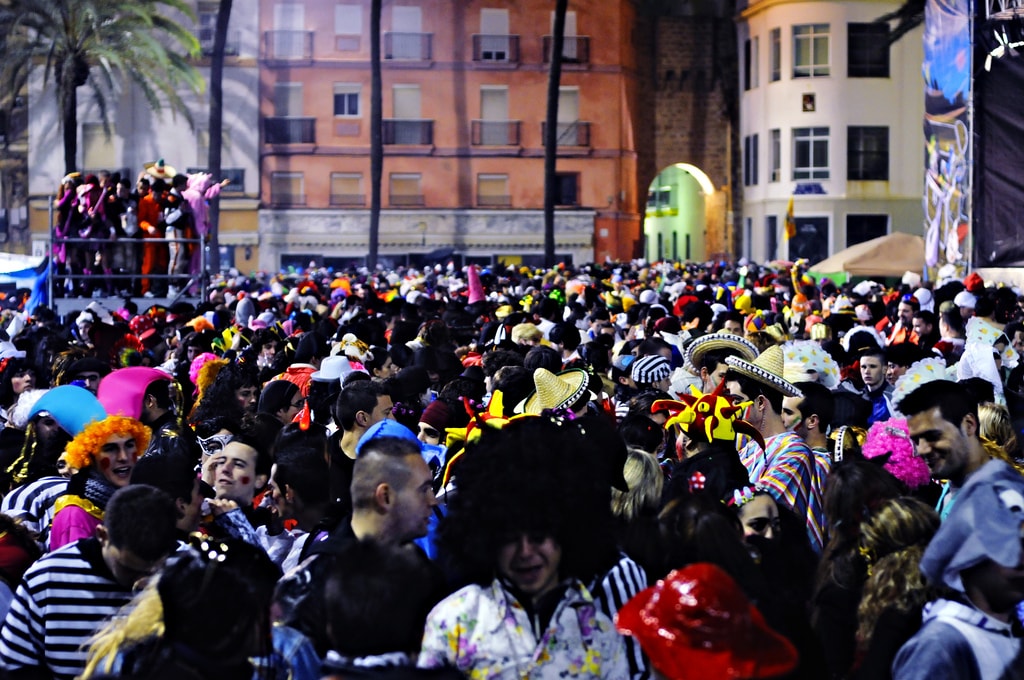 15 Consejos para un Carnaval de Cádiz inolvidable - Hotel Regio 2
